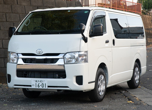 【トヨタ】 ハイエース