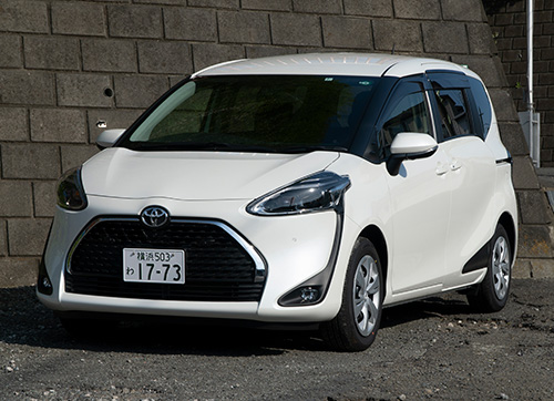 【トヨタ】 シエンタ